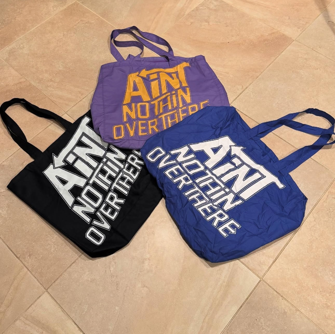 Tote bag